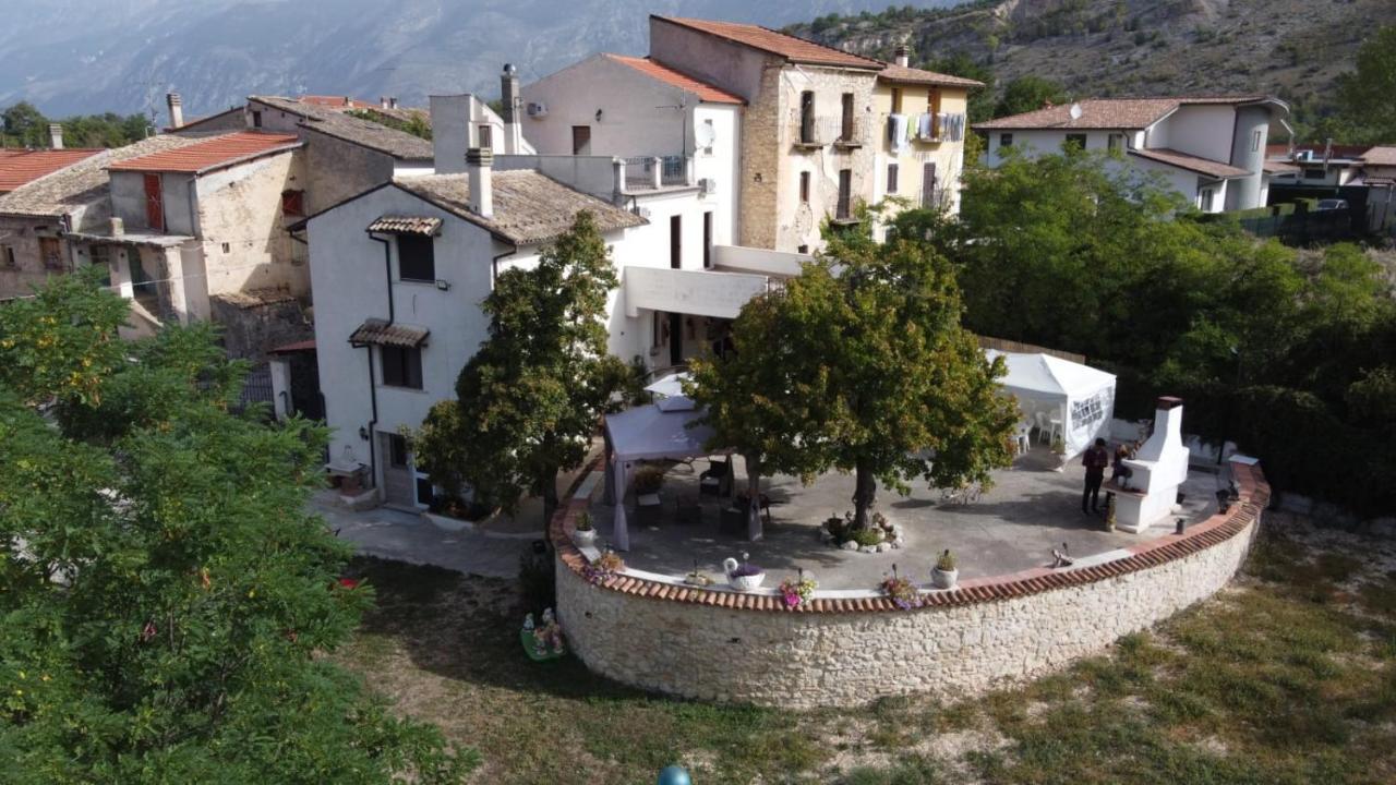 "Il Miglio" Country House Pettorano sul Gizio Exteriör bild