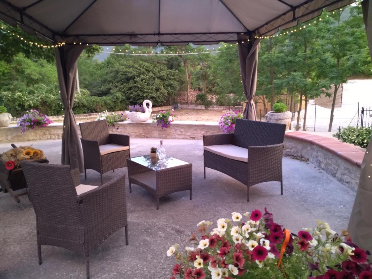 "Il Miglio" Country House Pettorano sul Gizio Exteriör bild